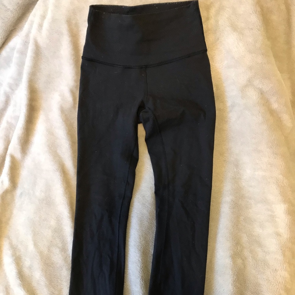 Size 2 plain black tight  Lulu Lemon leggings
